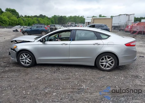 2016 Ford Fusion Se z USA, uszkodzony, nr VIN 1FA6P0HD1G5106232